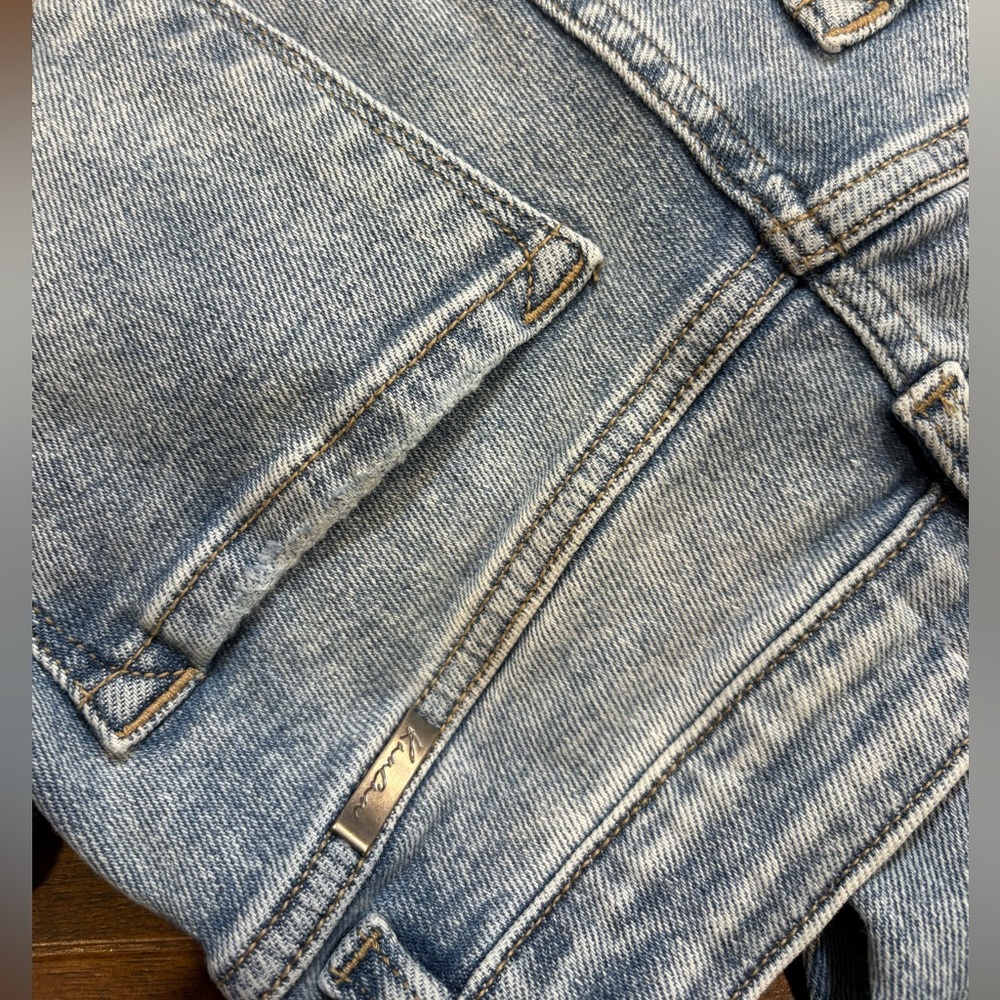 Kancan Jeans - Picture 3 of 3